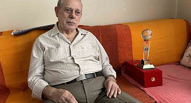 76 yıldır tulum çalan Remzi Bekar'a "Yaşayan İnsan Hazinesi" ödülü