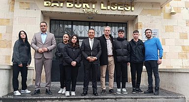 9 günlük ara tatil sonrası Bayburt'ta öğrenciler dersbaşı yaptı