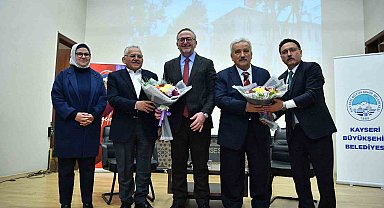 Başkan Büyükkılıç, 'Osmanlı Devlet Geleneğinde Protokol Konferası'na katıldı