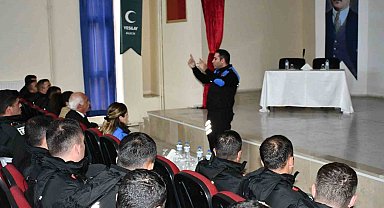 Bilecik'te 172 Polis Meslek Eğitim Merkezi öğrencileri bilgilendirildi