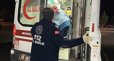 Camdan battaniye çırparken 2. kattan düşen kadın ağır yaralandı