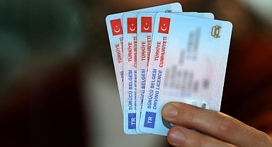 Eski Tip Sürücü Belgelerinin Yenilenme Süresi Uzatıldı