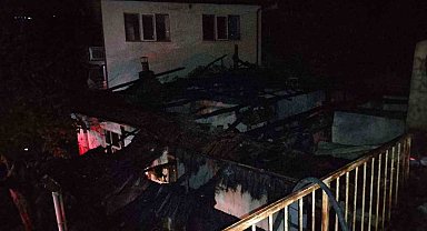 Isparta'da müstakil evde yangın: 1 yaralı