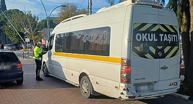 Okul servis araçlarına yönelik denetimler aralıksız devam ediyor