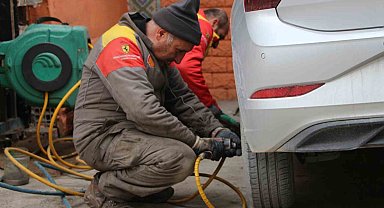 Van'daki oto lastikçilerde hareketlilik başladı