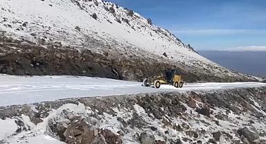 28 Köy Yolu Ulaşıma Açıldı