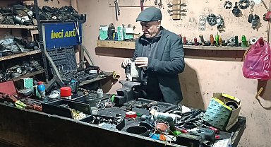 40 yıllık oto elektrik ustası teknolojiye direniyor