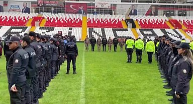 47 şehit için Erzincan emniyetinden duygu dolu paylaşım