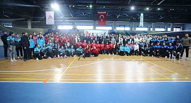 Ağrı'da düzenlenen ÜNİLİG voleybol bölgesel lig müsabakaları sona erdi