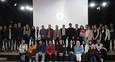 Atatürk Üniversitesi iletişim fakültesi mezunları ile bir araya geldi