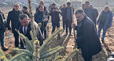 Devlet Bahçeli Parkı’nda Fidanlar Toprakla Buluştu