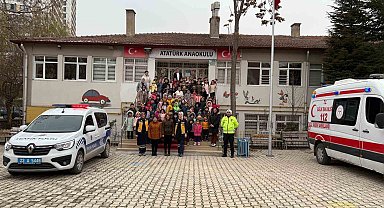 Elazığ'da fermuar sistemi ile yaşama yol ver kampanyası sürüyor