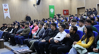 Iğdır Üniversitesinde Terörün Gölgesinde Radikalleşme Konulu Seminer Düzenlendi