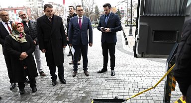 Kütahya'da engelli sporcularına özel araç