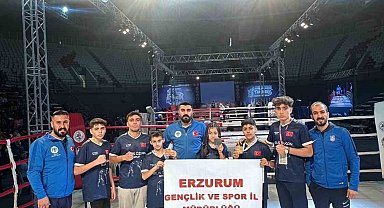 Muay Thai'de Türk Bayrağını dalgalandırdılar