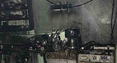 Tarsus'ta narenciye paketleme fabrikasında yangın