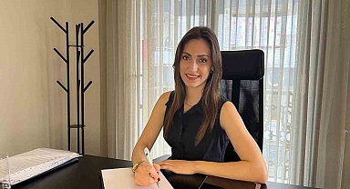 Uzmanı açıkladı: "Yılbaşı filmleri yetersizlik ve eksiklik duygusunu tetikleyebilir"