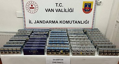 Van'da 860 paket kaçak sigara ele geçirildi