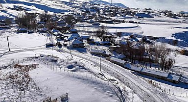 Van'da kardan dolayı kapanan 119 yerleşim yerinin yolu açıldı