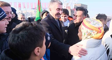 ASH Bakan Yardımcısı Tarıkdaroğlu: "Çocuklarımız dostluk köprüleri kuruyor"