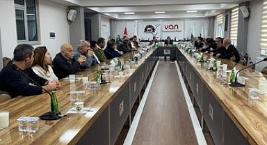 Başkan Aslan, sanayicilerle bir araya geldi