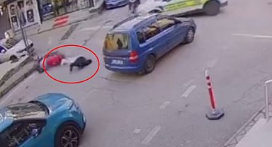 Bursa'da polisten kaçan motosikletli kazaya böyle karıştı