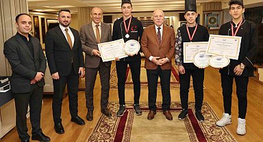 Büyükşehir'in genç şefleri Türkiye şampiyonu oldu