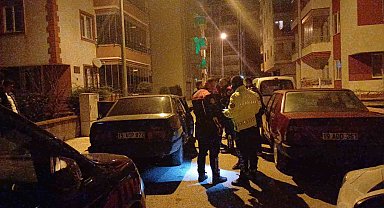 "Dur" ihtarına uymadı, yakalanacağını anlayınca arkadaşını ve aracını bırakıp kaçtı