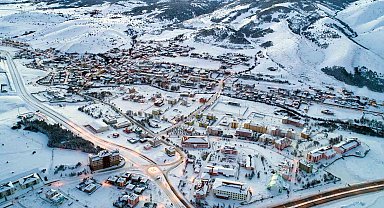 Erzincan'ın köylerinde kış mesaisi