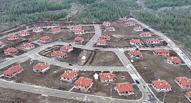 Gaziantep'te köy evlerine yerleşen depremzedelerden devlete teşekkür