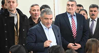 Iğdır Milletvekili Cantürk Alagöz, Iğdır Haydar Aliyev Fen Lisesi’ni Ziyaret Etti