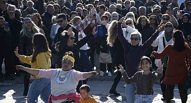Kuşadası'nda Karadeniz rüzgarı esmeye başladı