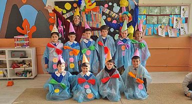 Öğrenciler Palyaço etkinliğinde gönüllerince eğlendi