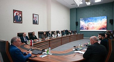 Rektör Levent öğrenci temsilcileri ile bir araya geldi