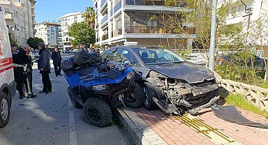 16 yaşındaki sürücünün kullandığı ATV otomobille çarpıştı: 2 yaralı