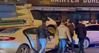 Arnavutköy'de polis memurunun yaralandığı kaza kamerada