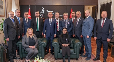 CHP Iğdır İl Teşkilatından Genel Başkan Özgür Özel’e Ziyaret