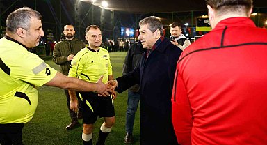 Esenler Sokak Ligi finalinde Fırat Aydınus düdük çaldı