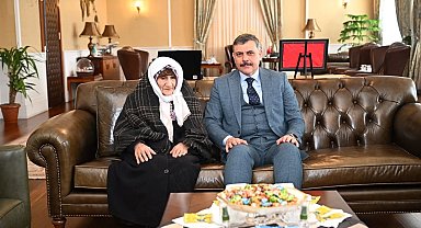 Hüsna Nine'den anlamlı ziyaret
