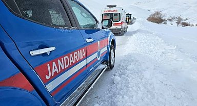 Jandarmadan uzanan şefkat eli
