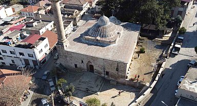 Kozan'da tarihi Hoşkadem Camii Ramazan'a hazır