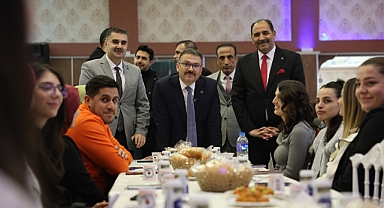 Vali Ercan Turan, İlimize Yeni Atanan Öğretmenler ile Buluştu