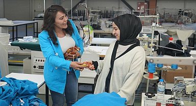 Adıyaman Belediyesi'nden emekçi kadınlara 8 Mart ziyareti