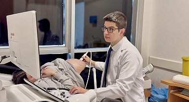 Ağrı'da "Gebe Okulu" anne adaylarına rehber olurken normal doğuma teşvik ediyor