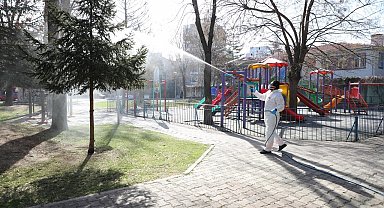 Bahar aylarının gelmesiyle Melikgazi Belediyesi ilaçlama çalışmalarına başladı