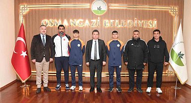 Başkan Aydın, milli sporcuları Dünya Şampiyonası'na uğurladı