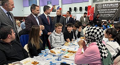 Başkan Uçar, antrenör ve sporcularla iftarda buluştu