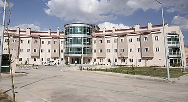 Diyadin'e yeni 4 doktor atandı