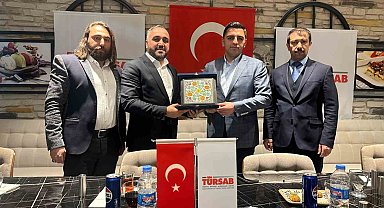 Erzincan'da ki seyahat acenteleri iftarda bir araya geldi