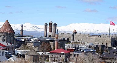Erzurum'da erkeklerde Ahmet, kadınlarda Zeynep ismi çok